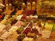 Marele Bazar din Istanbul: o călătorie prin timp și comerț Marele Bazar din Istanbul