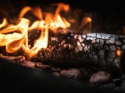 Termoșeminee pe lemn: soluția eficientă și ecologică pentru încălzirea locuinței Termoșeminee pe lemn
