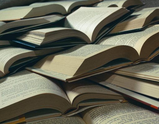 Ce avantaje oferă cumpărătorii de cărți vechi Cumpar carti vechi